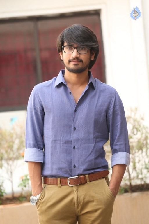Raj Tarun Interview Photos - 11 / 21 photos