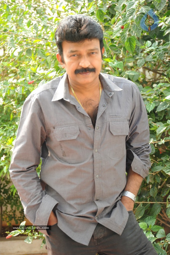 Rajasekhar Stills - 15 / 30 photos