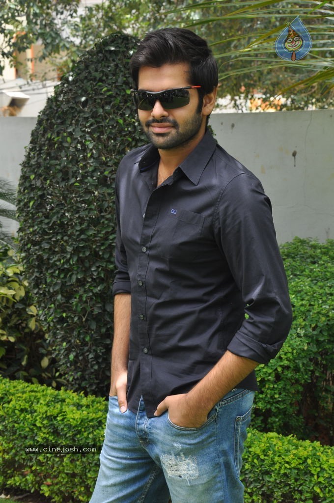 Ram Stills - 28 / 55 photos