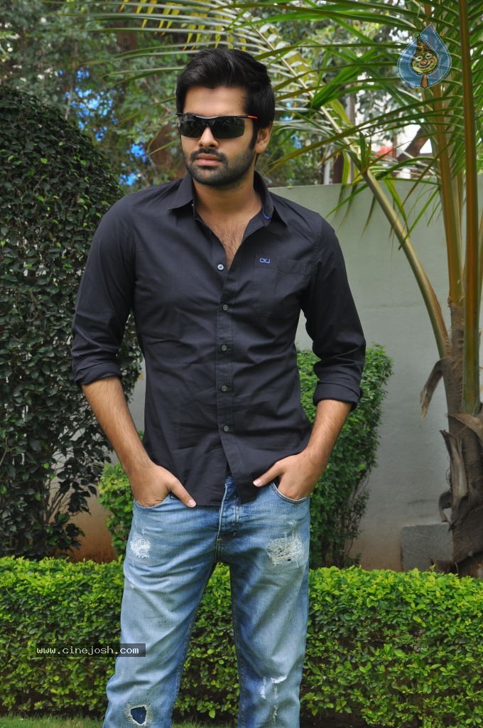 Ram Stills - 36 / 55 photos