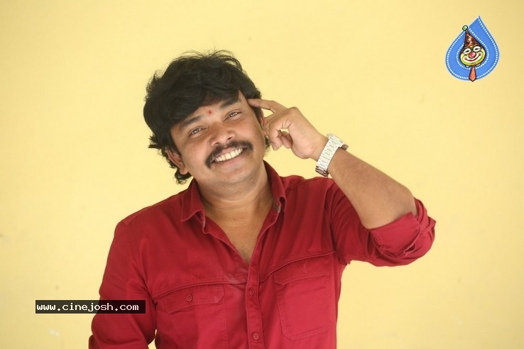 Sampoornesh Babu Interview Pics - 8 / 18 photos