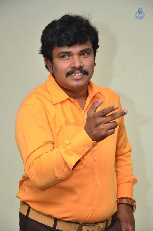 Sampoornesh Babu Photos - 7 / 13 photos