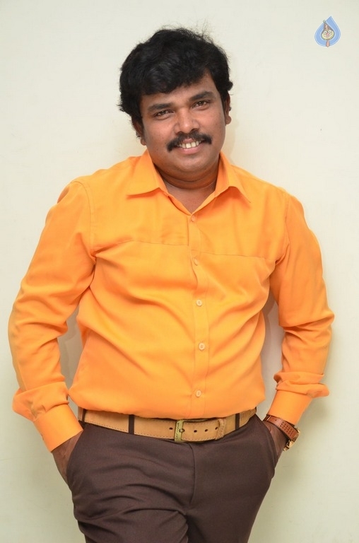 Sampoornesh Babu Photos - 10 / 13 photos