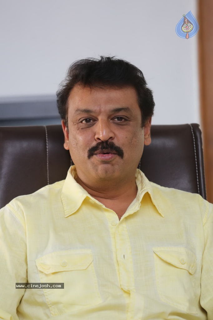 Senior Naresh Interview Stills - 18 / 65 photos