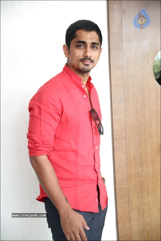 Siddharth Interview Photos - 16 / 71 photos