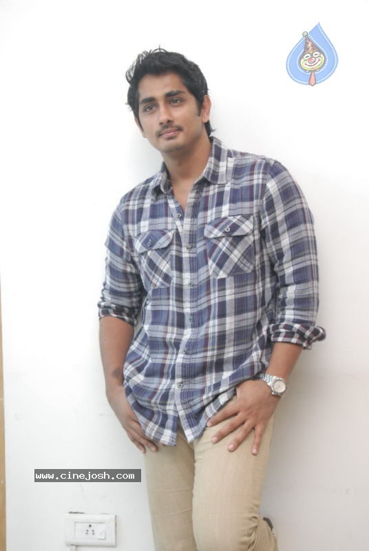 Siddharth Photos - 25 / 31 photos