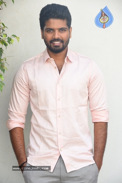 Sri Simha Interview Photos - 16 / 19 photos