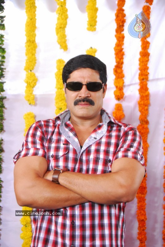 Srihari Gallery - 22 / 28 photos