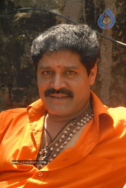 Srihari Solo Stills - 4 / 26 photos