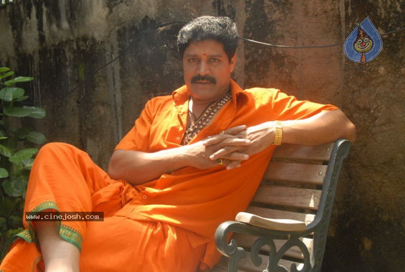 Srihari Solo Stills - 5 / 26 photos