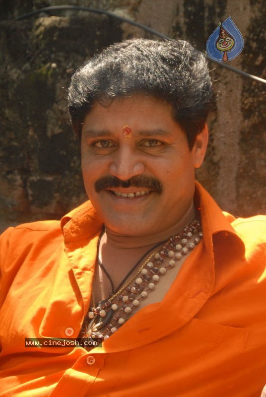 Srihari Solo Stills - 6 / 26 photos