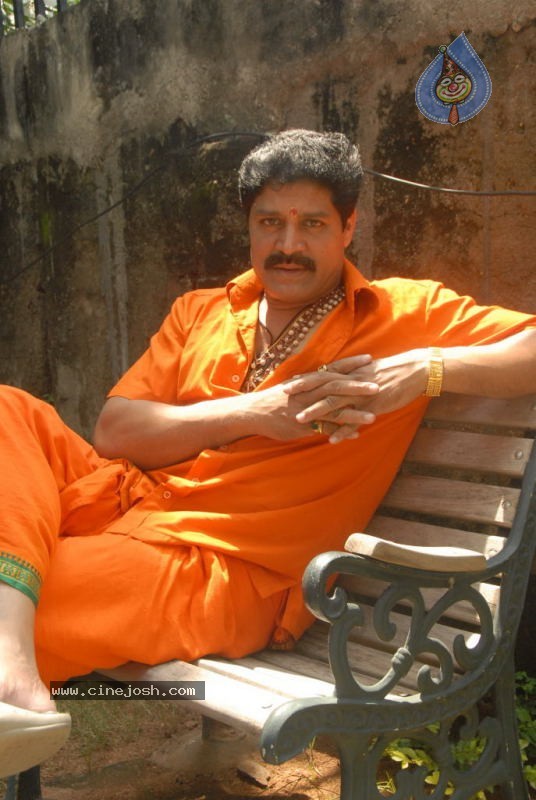 Srihari Solo Stills - 18 / 26 photos