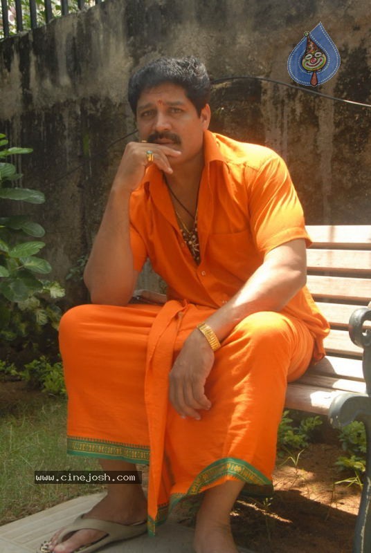 Srihari Solo Stills - 21 / 26 photos