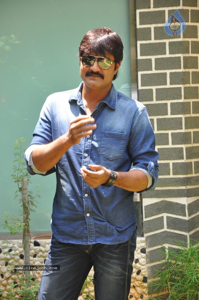 Srikanth New Stills - 18 / 37 photos