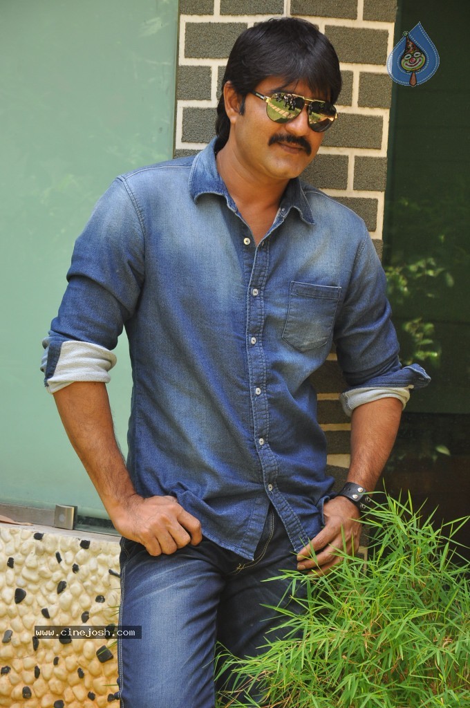 Srikanth New Stills - 19 / 37 photos