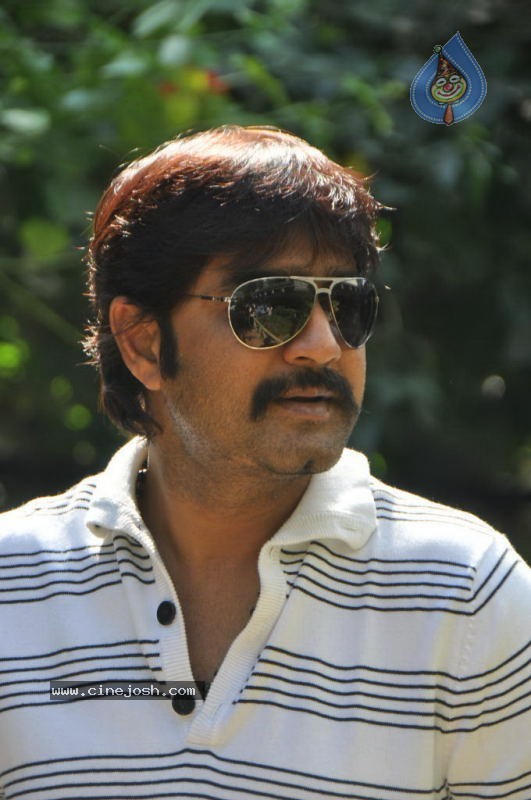 Srikanth Solo Stills - 6 / 40 photos