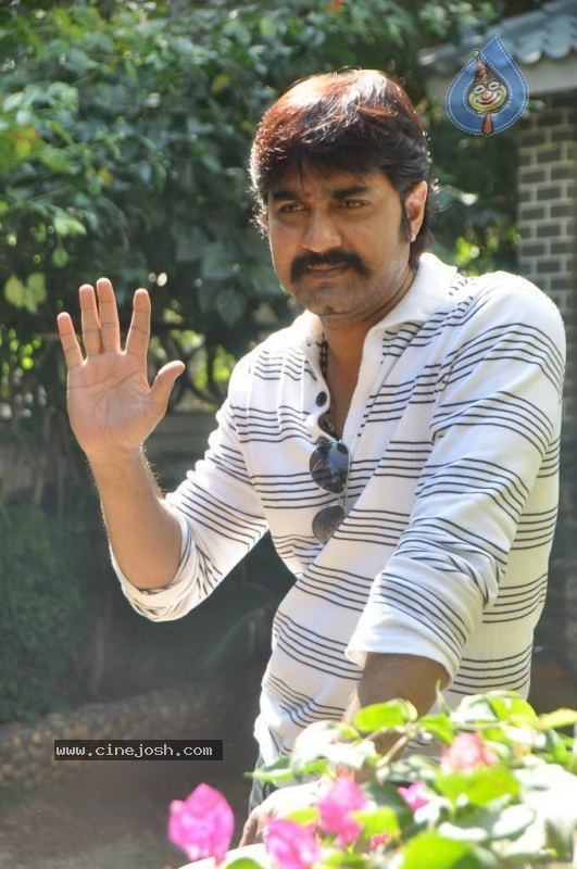 Srikanth Solo Stills - 8 / 40 photos