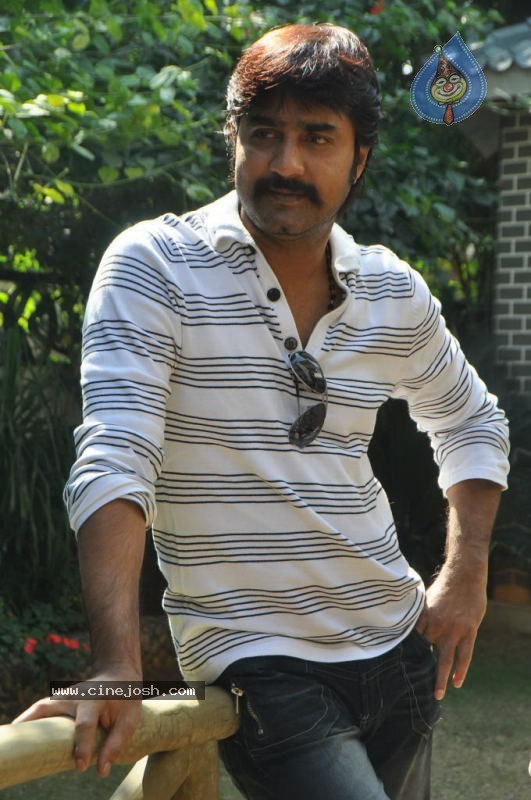 Srikanth Solo Stills - 14 / 40 photos