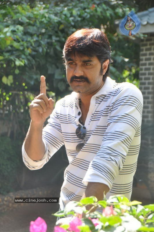 Srikanth Solo Stills - 15 / 40 photos