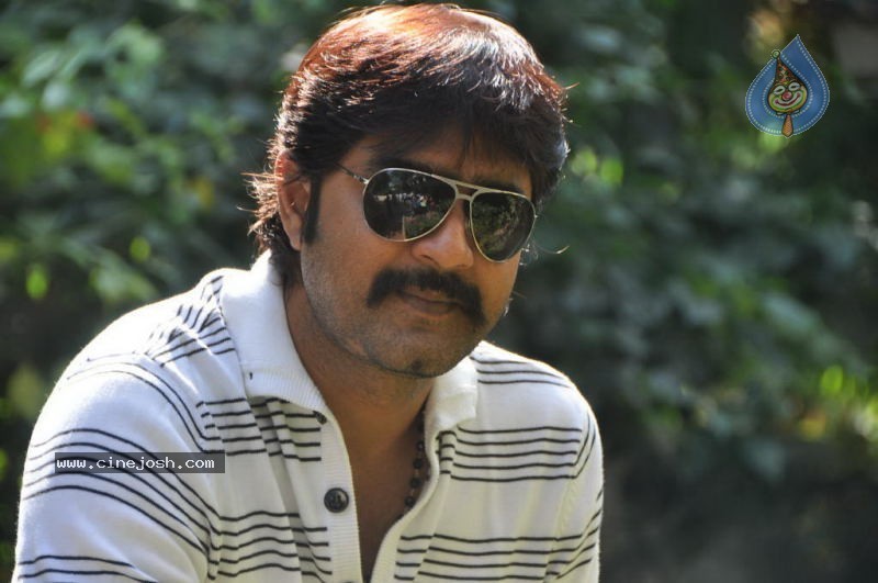 Srikanth Solo Stills - 29 / 40 photos