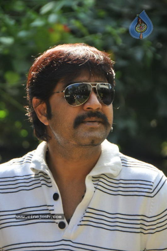 Srikanth Solo Stills - 34 / 40 photos