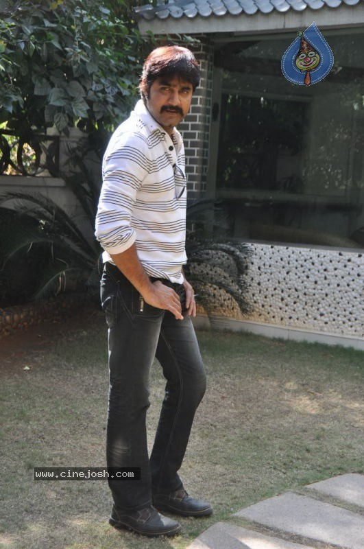 Srikanth Solo Stills - 38 / 40 photos
