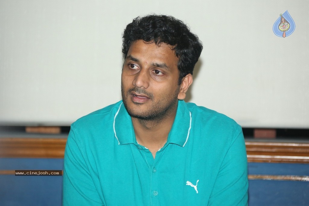 Srini Avasarala Press Meet - 8 / 39 photos