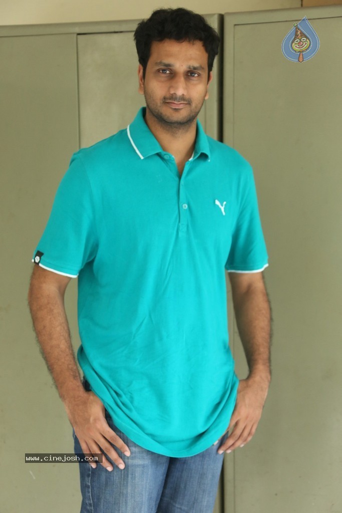 Srini Avasarala Press Meet - 16 / 39 photos