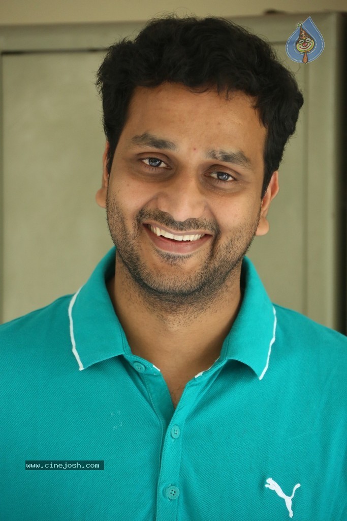 Srini Avasarala Press Meet - 18 / 39 photos