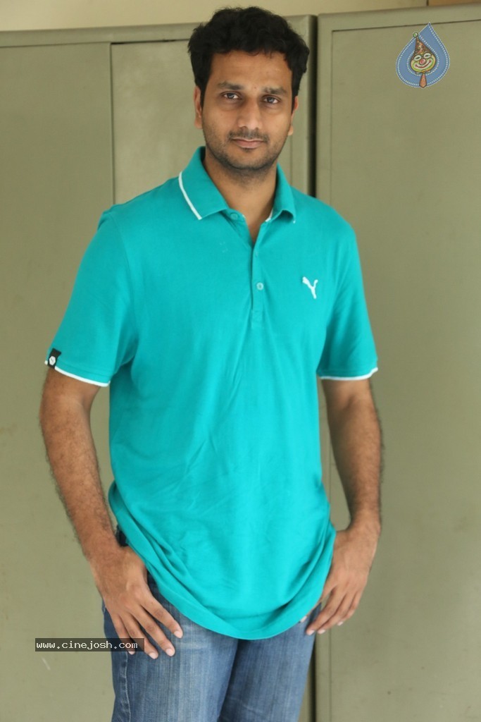 Srini Avasarala Press Meet - 22 / 39 photos