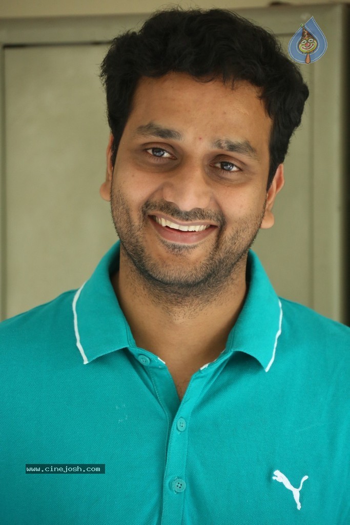Srini Avasarala Press Meet - 27 / 39 photos