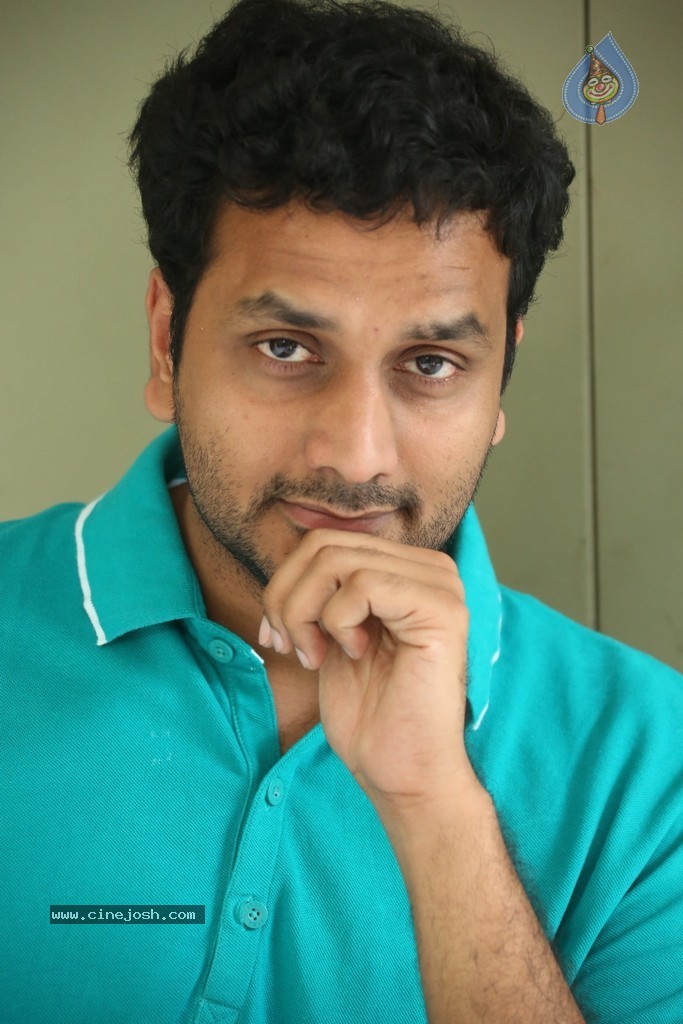 Srini Avasarala Press Meet - 28 / 39 photos