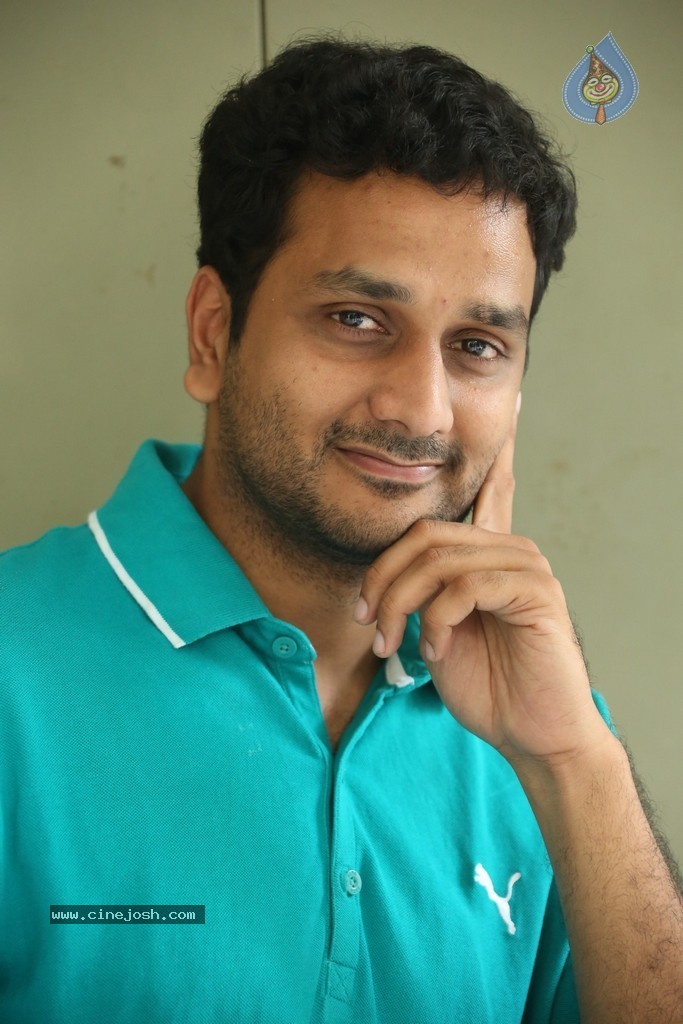 Srini Avasarala Press Meet - 31 / 39 photos