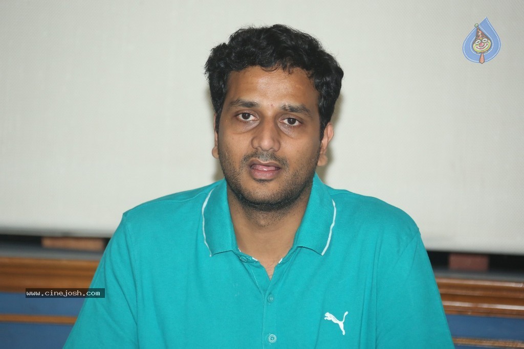 Srini Avasarala Press Meet - 32 / 39 photos