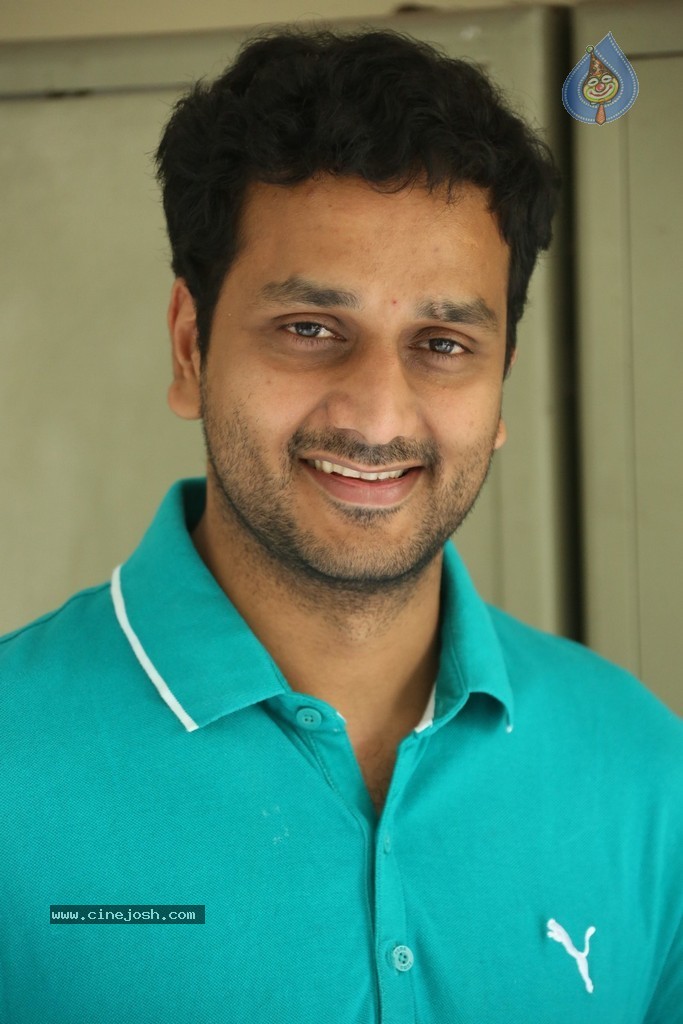 Srini Avasarala Press Meet - 37 / 39 photos