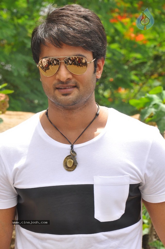 Sudheer Babu New Stills - 12 / 57 photos
