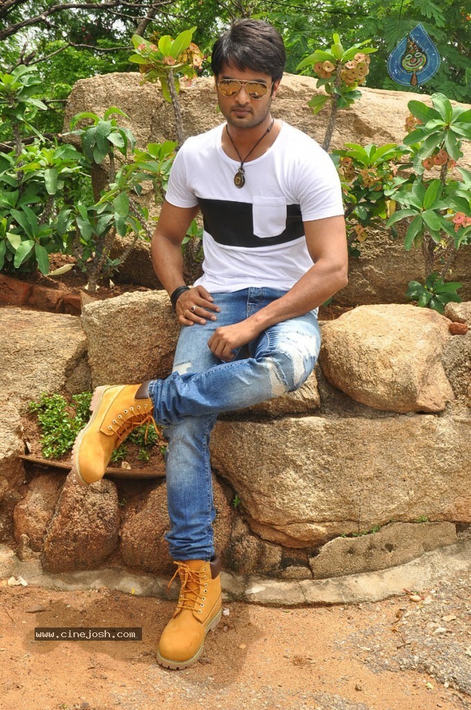 Sudheer Babu New Stills - 15 / 57 photos