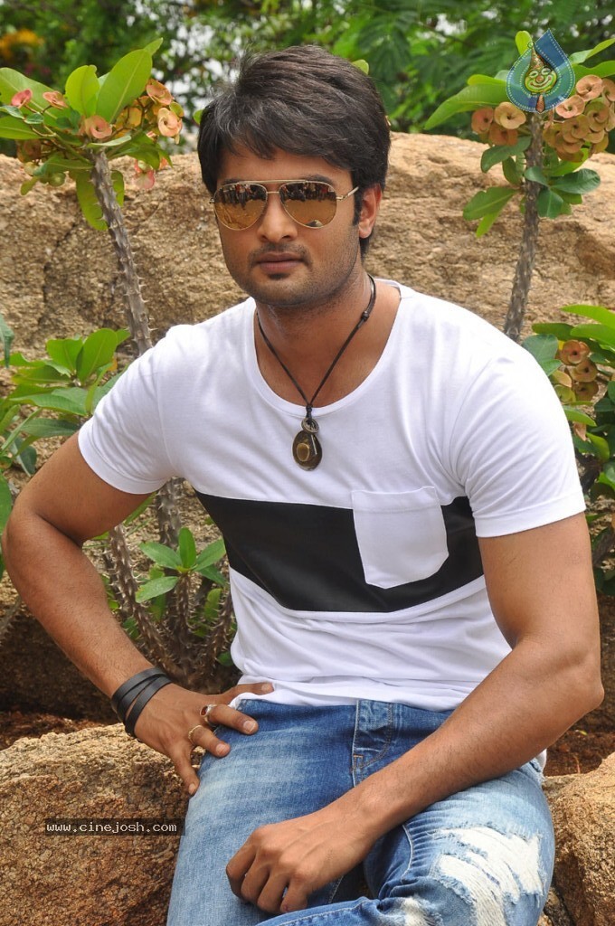 Sudheer Babu New Stills - 40 / 57 photos