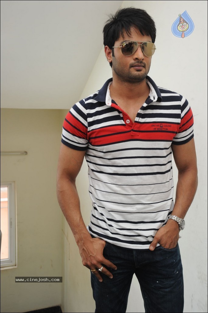 Sudheer Babu Stills - 22 / 52 photos