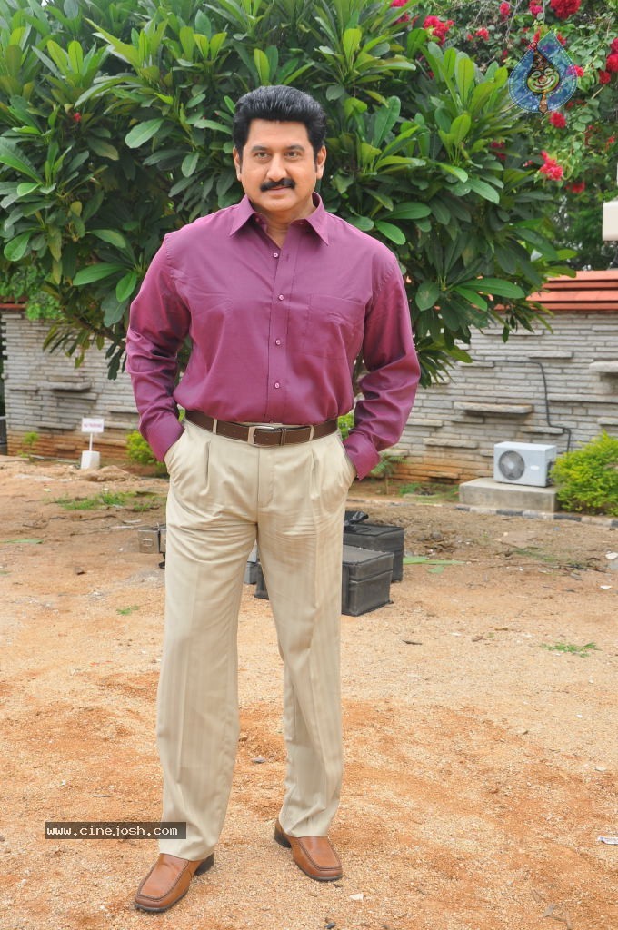 Suman Photos - 25 / 28 photos