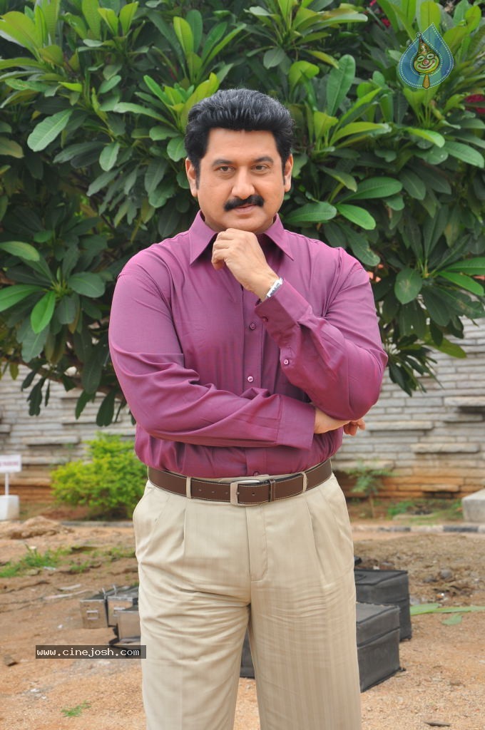 Suman Photos - 26 / 28 photos