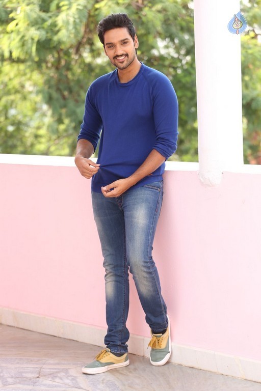 Sumanth Ashwin Photos - 12 / 18 photos