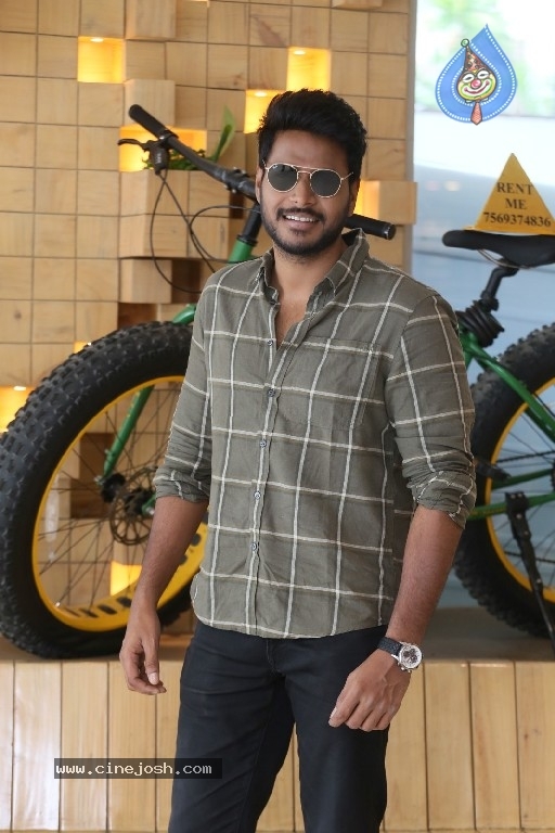 Sundeep Kishan Interview Photos - 5 / 21 photos