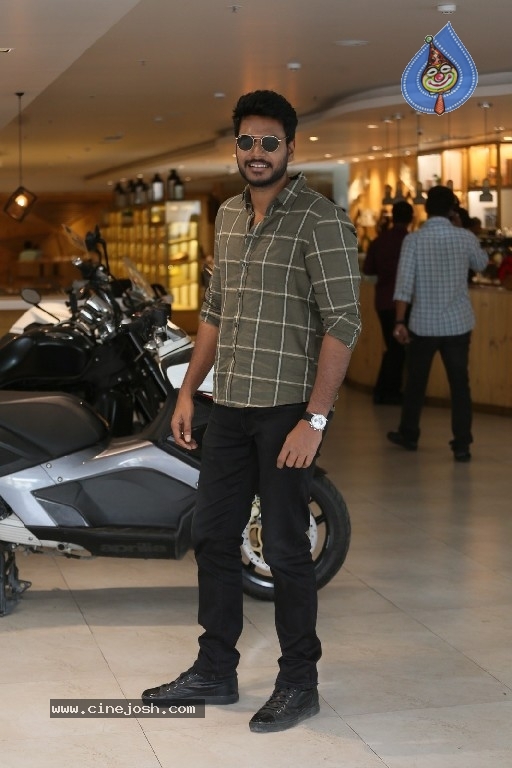 Sundeep Kishan Interview Photos - 12 / 21 photos