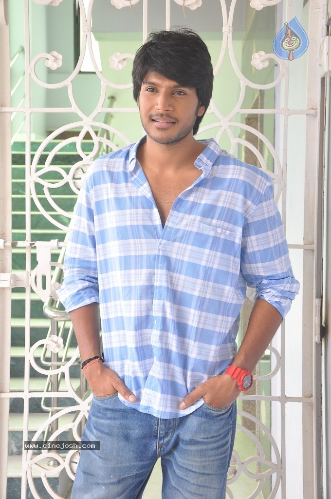 Sundeep Kishan New Photos - 4 / 28 photos