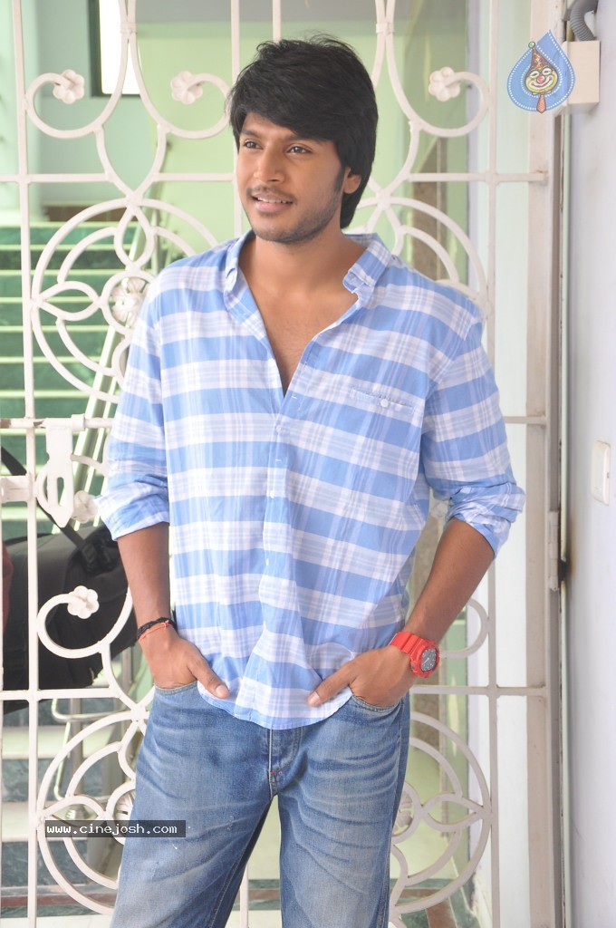 Sundeep Kishan New Photos - 18 / 28 photos