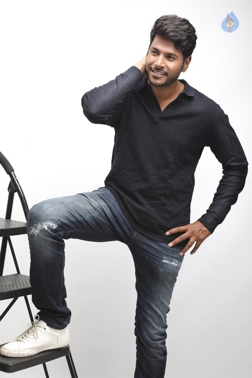 Sundeep Kishan Photo Shoot - 3 / 21 photos