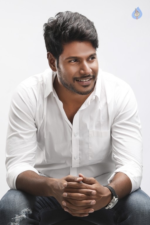Sundeep Kishan Photo Shoot - 8 / 21 photos