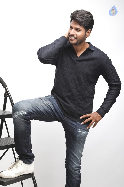 Sundeep Kishan Photo Shoot - 17 / 21 photos