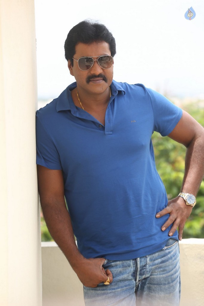 Sunil Latest Photos - 3 / 21 photos